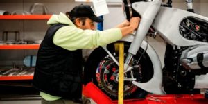 Lire la suite à propos de l’article Hivernage moto : 4 règles simples à connaître